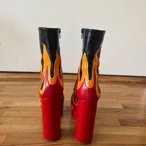 Vetements store flame boots
